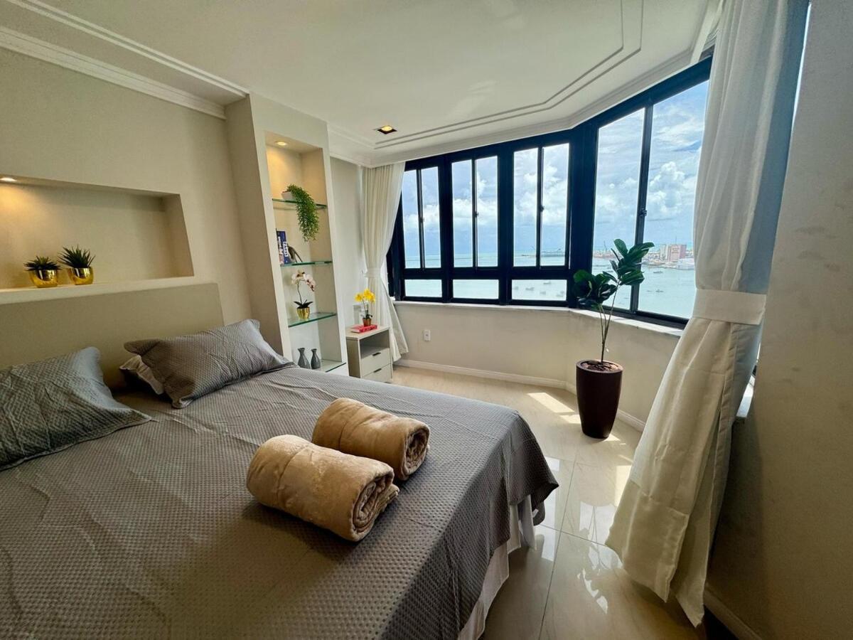 Flat Deslumbrante Frente Mar - Golden